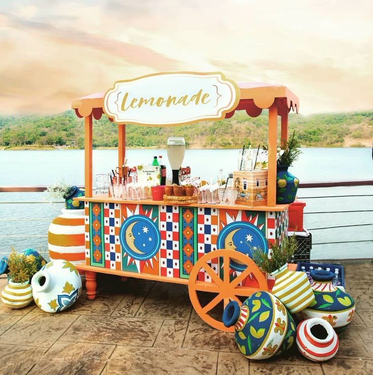 Creative Food Stall Décor