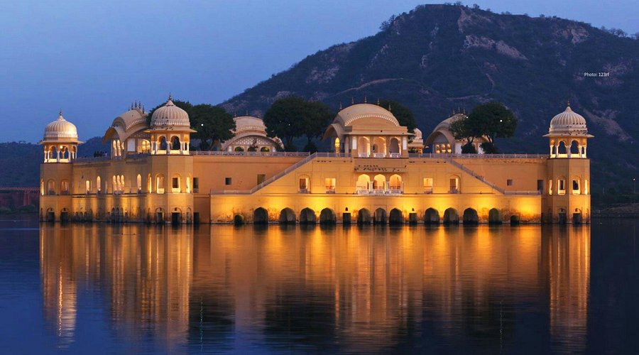 Jal Mahal Jaipur lake view pre wedding shoot location