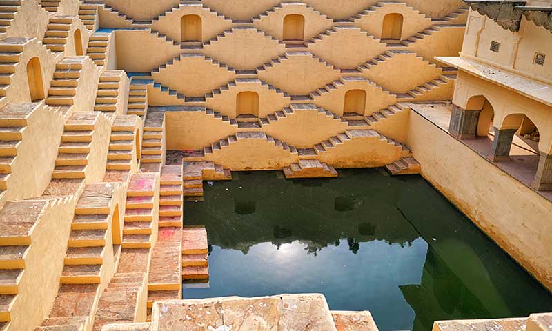 Panna Meena Kund Jaipur geometric stepwell pre wedding shoot